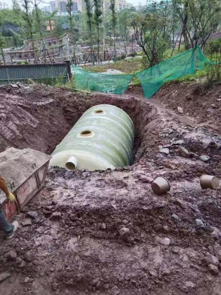 丹东雷波县50立方化粪池安装现场
